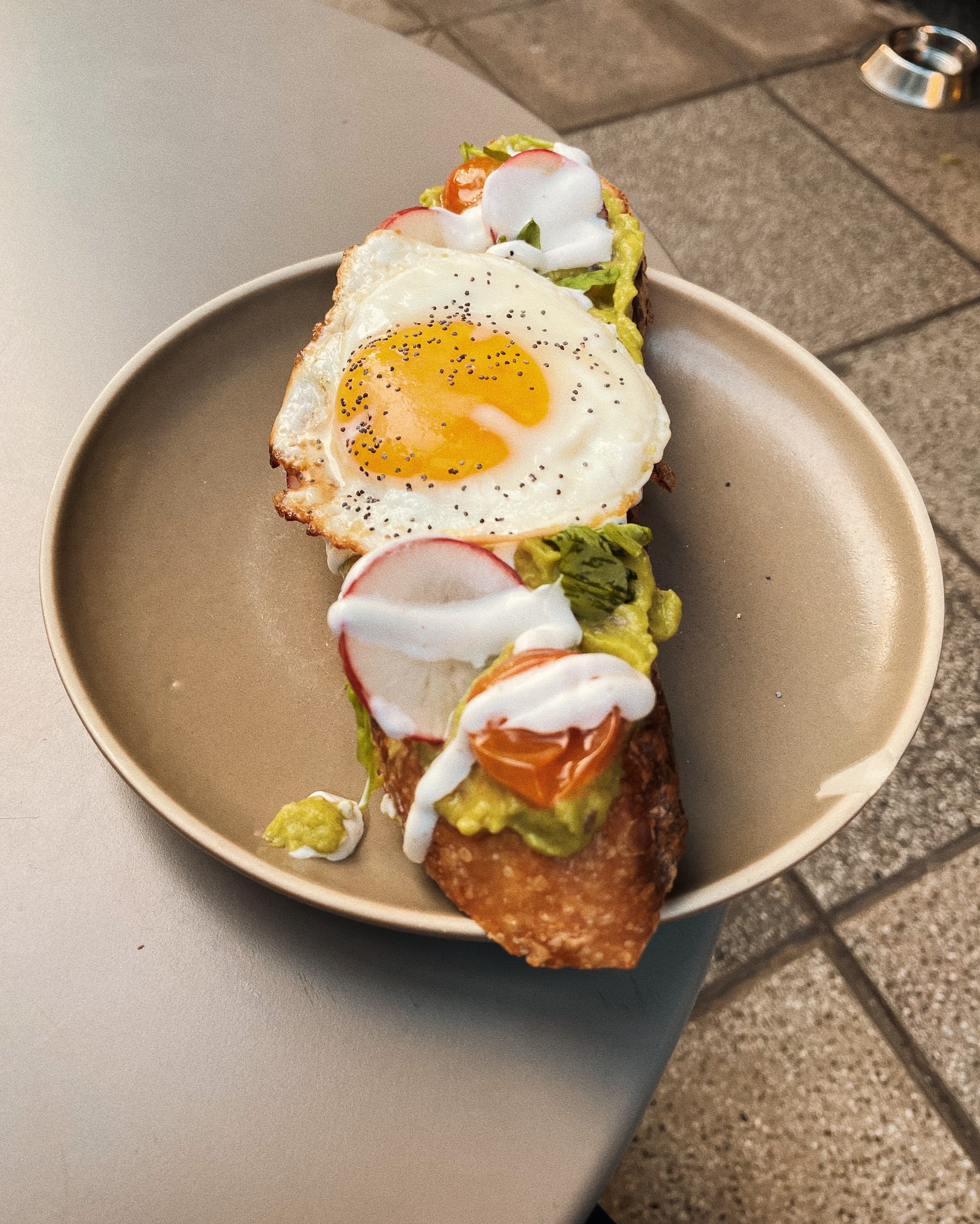 B1E2E5DE-4099-4E51-854C-D720DBE54EC1